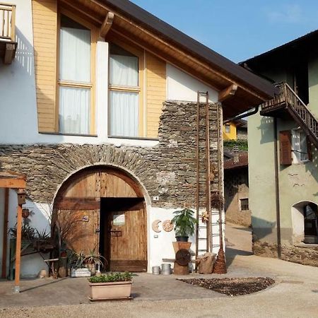 Agriturismo Farmhouse La Barberina Calceranica al Lago Eksteriør bilde