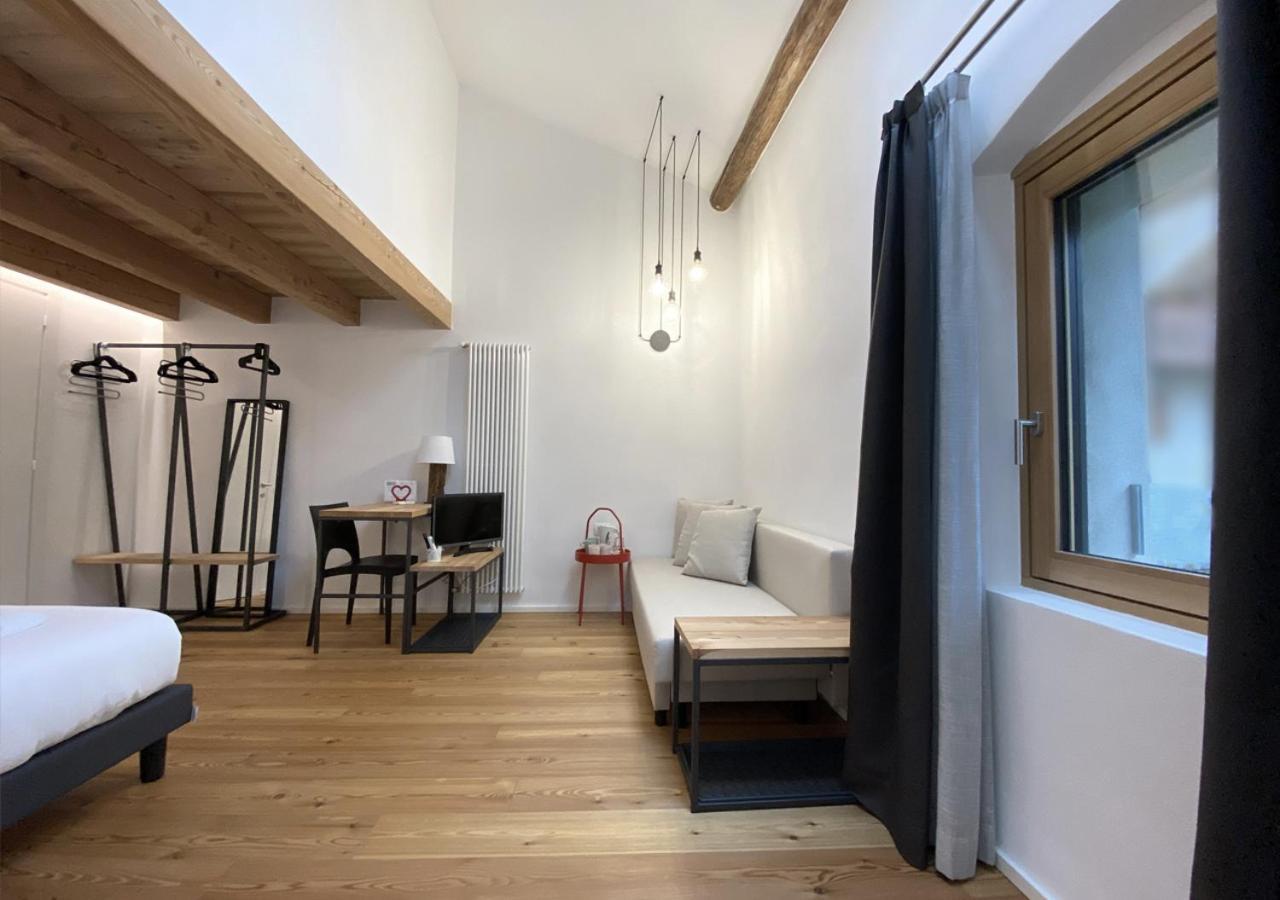 Agriturismo Farmhouse La Barberina Calceranica al Lago Eksteriør bilde